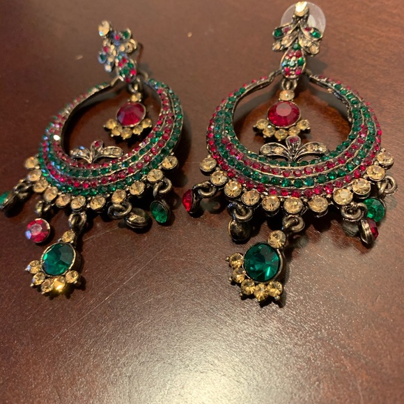 Earrings - Picture 3 of 3